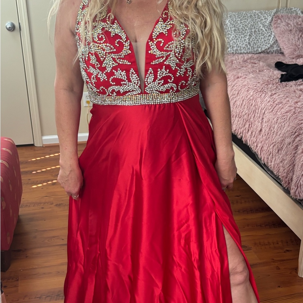 Glamorous Scarlet Beaded Prom Dress